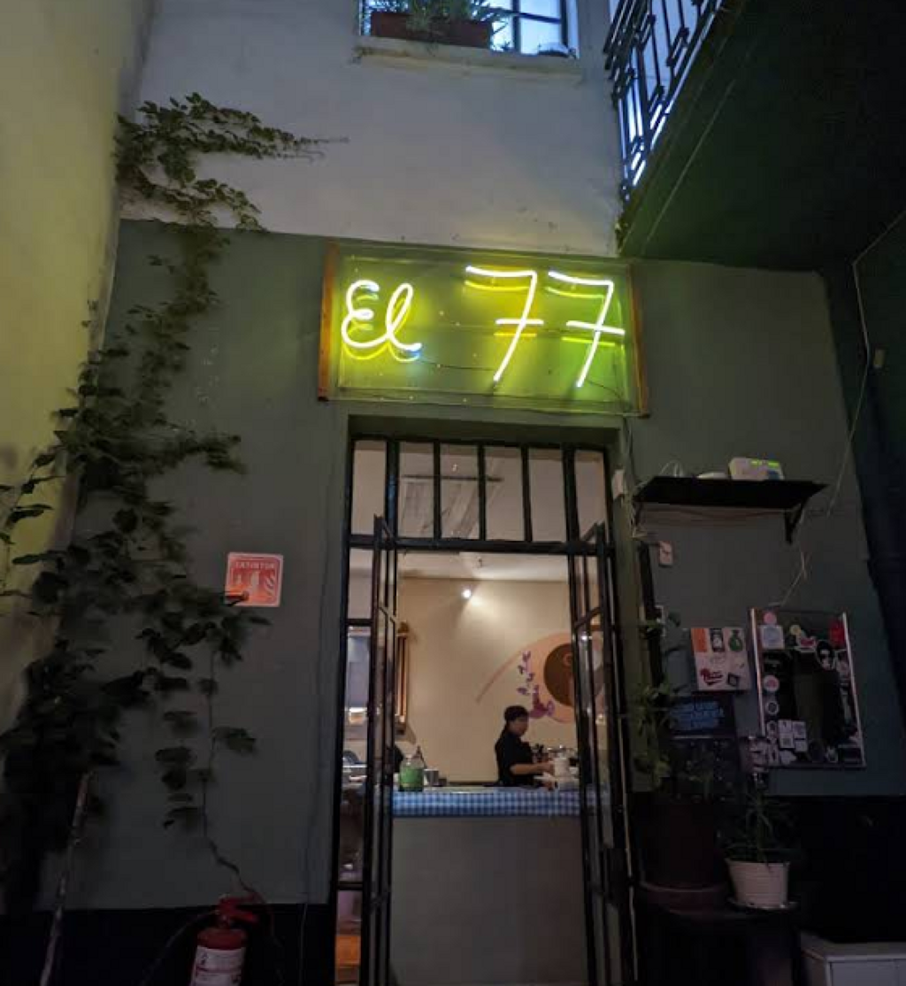 El 77 Centro Cultural Autogestivo-0