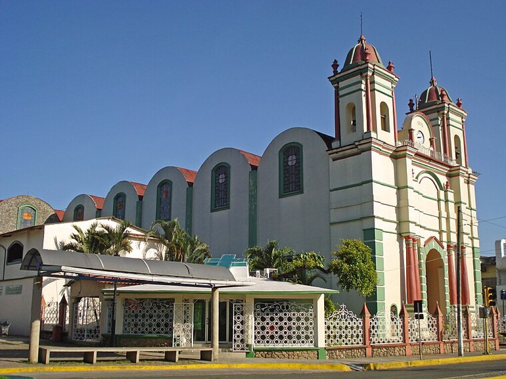 Casino del Pueblo-0