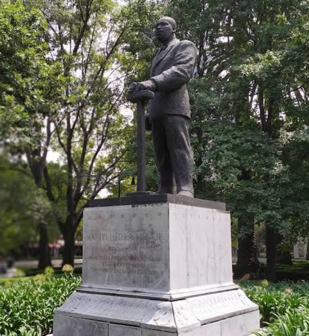 Martin Luther King Jr.-0