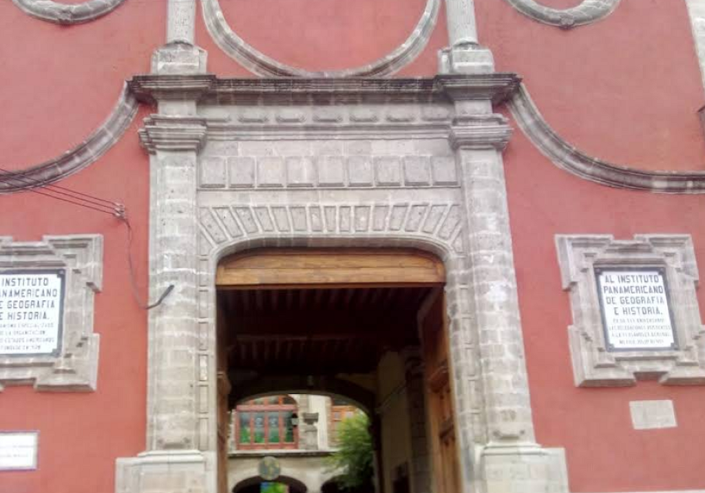 Edificio del ex Arzobispado-0