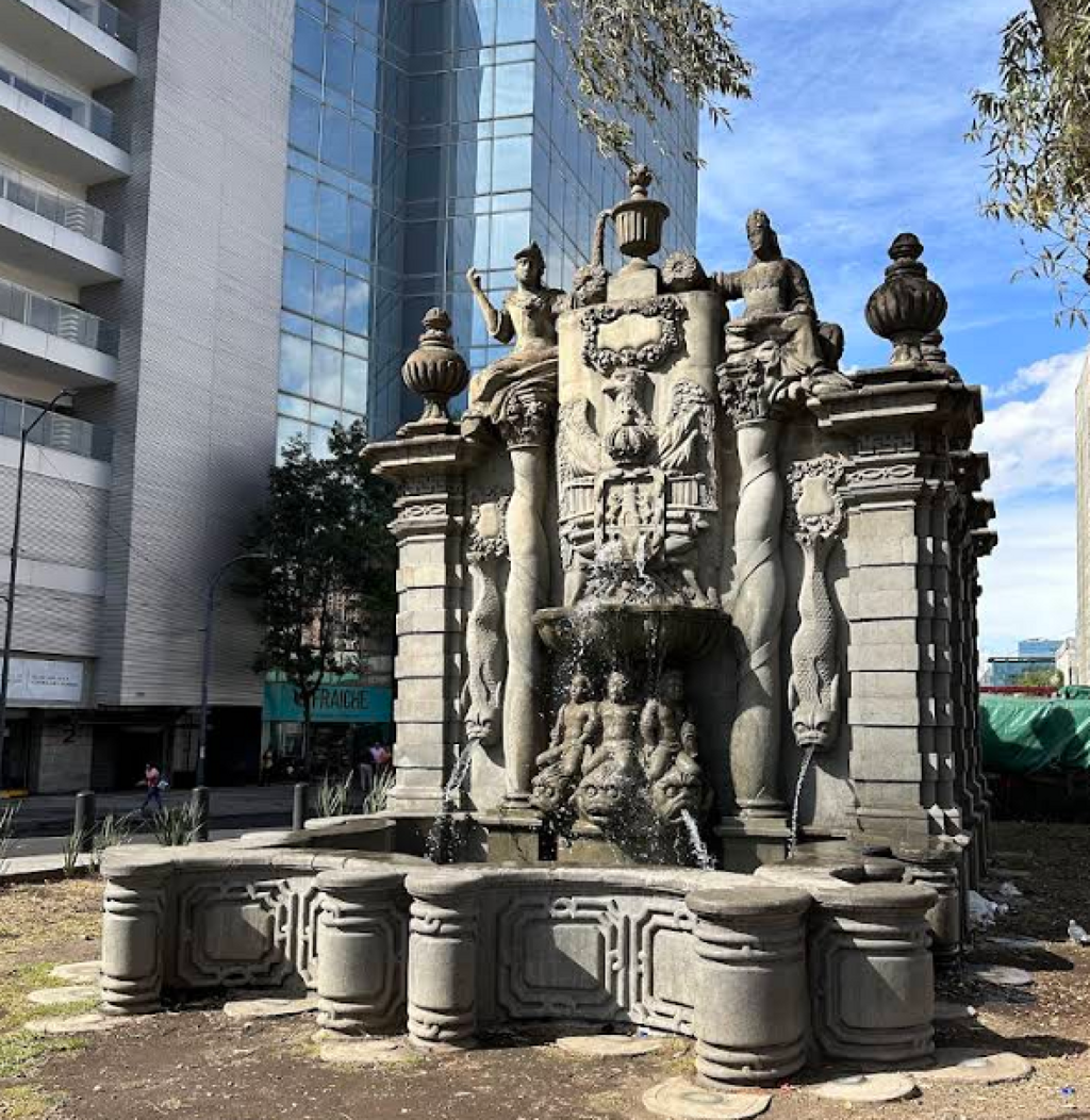 Fuente de Salto del Agua-0