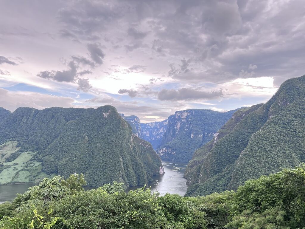 Mirador Manos que Imploran-0