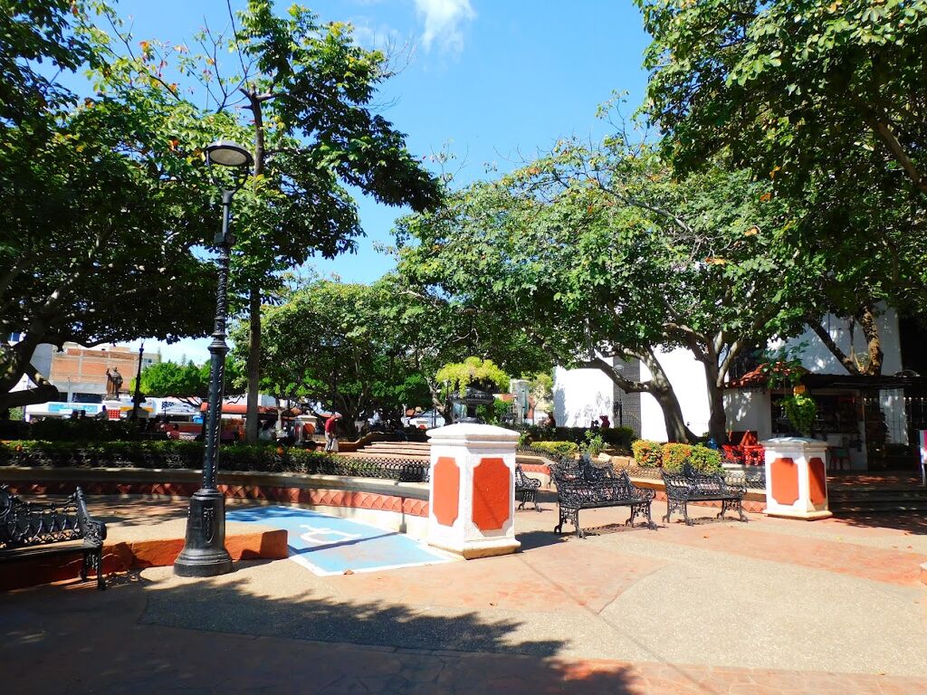 Parque Central Catedral-0