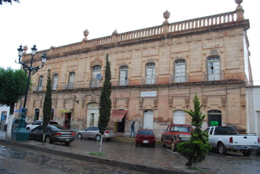 Avenida Hidalgo-0
