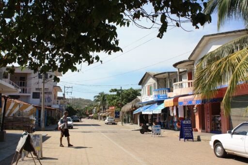 Avenida Roca Blanca-0