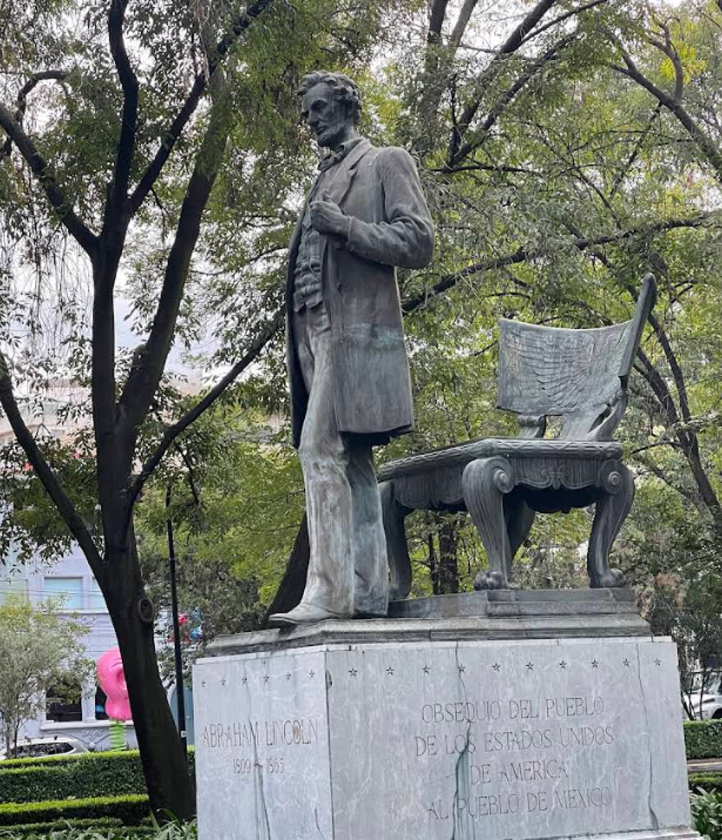 Abraham Lincoln: The Man-0