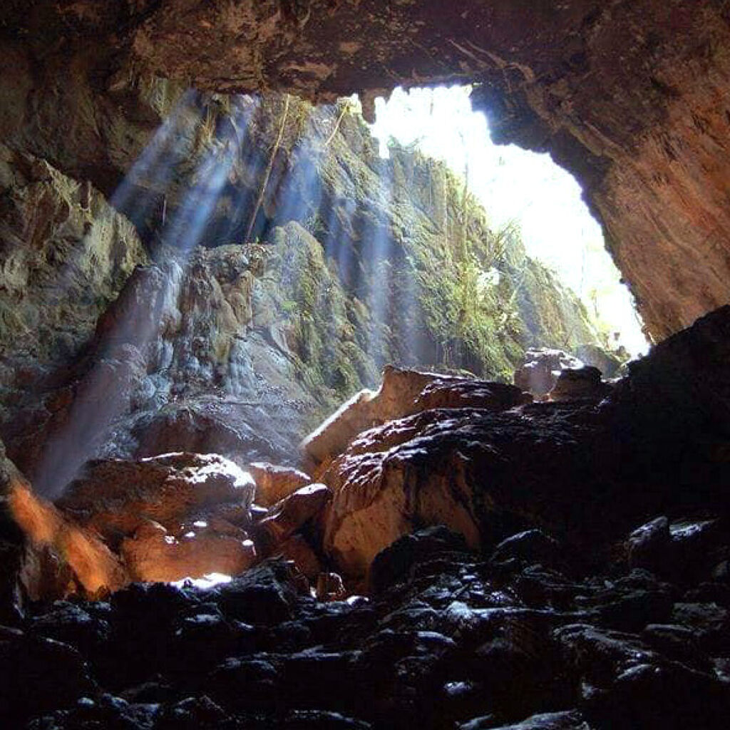Cueva del Agua-2