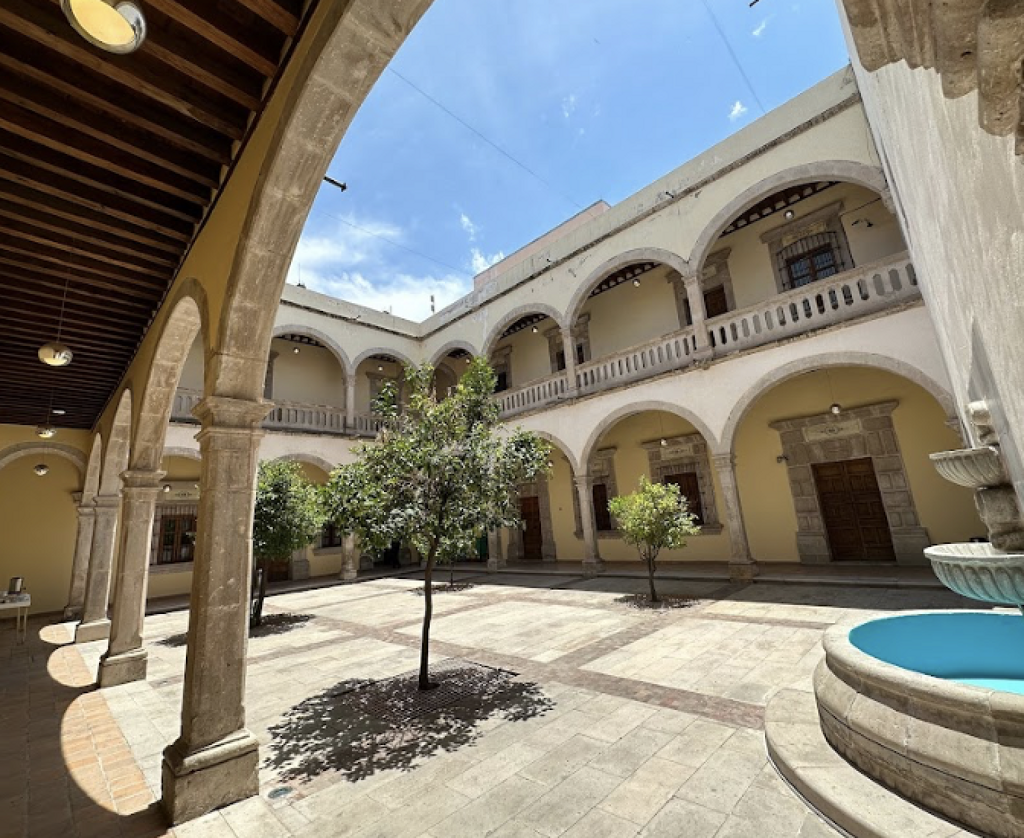 Casa de Cultura Citibanamex Palacio del Conde del Valle de Súchil-0