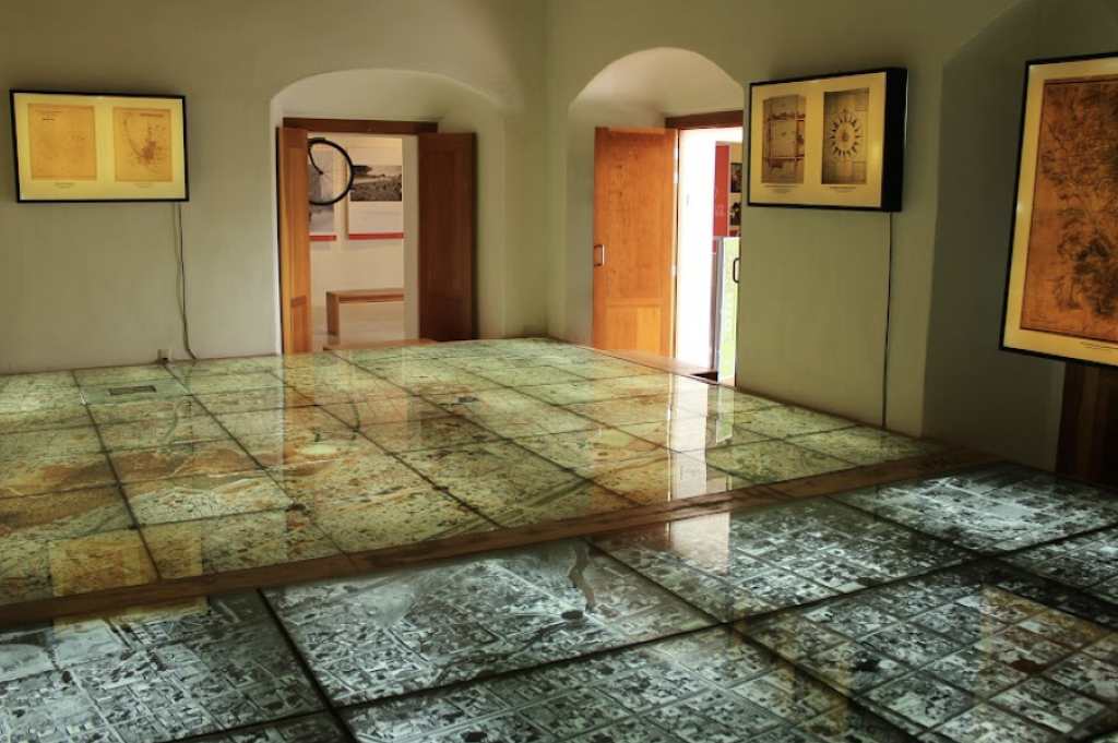 Casa de la Ciudad-2