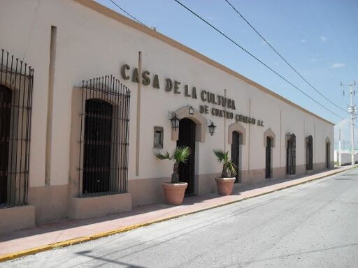 Casa de la Cultura de Cuatro Ciénegas-0