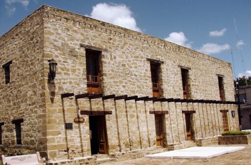 Casa de las Columnas-0