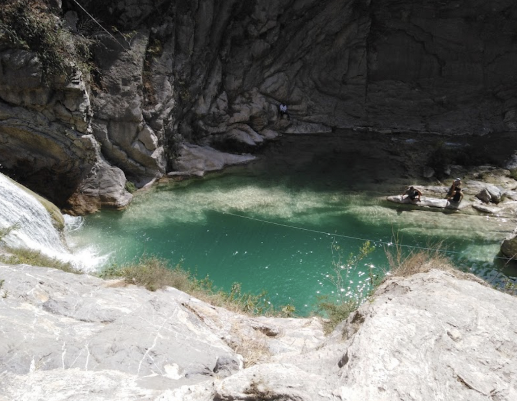 Cascada El Aguacate-1