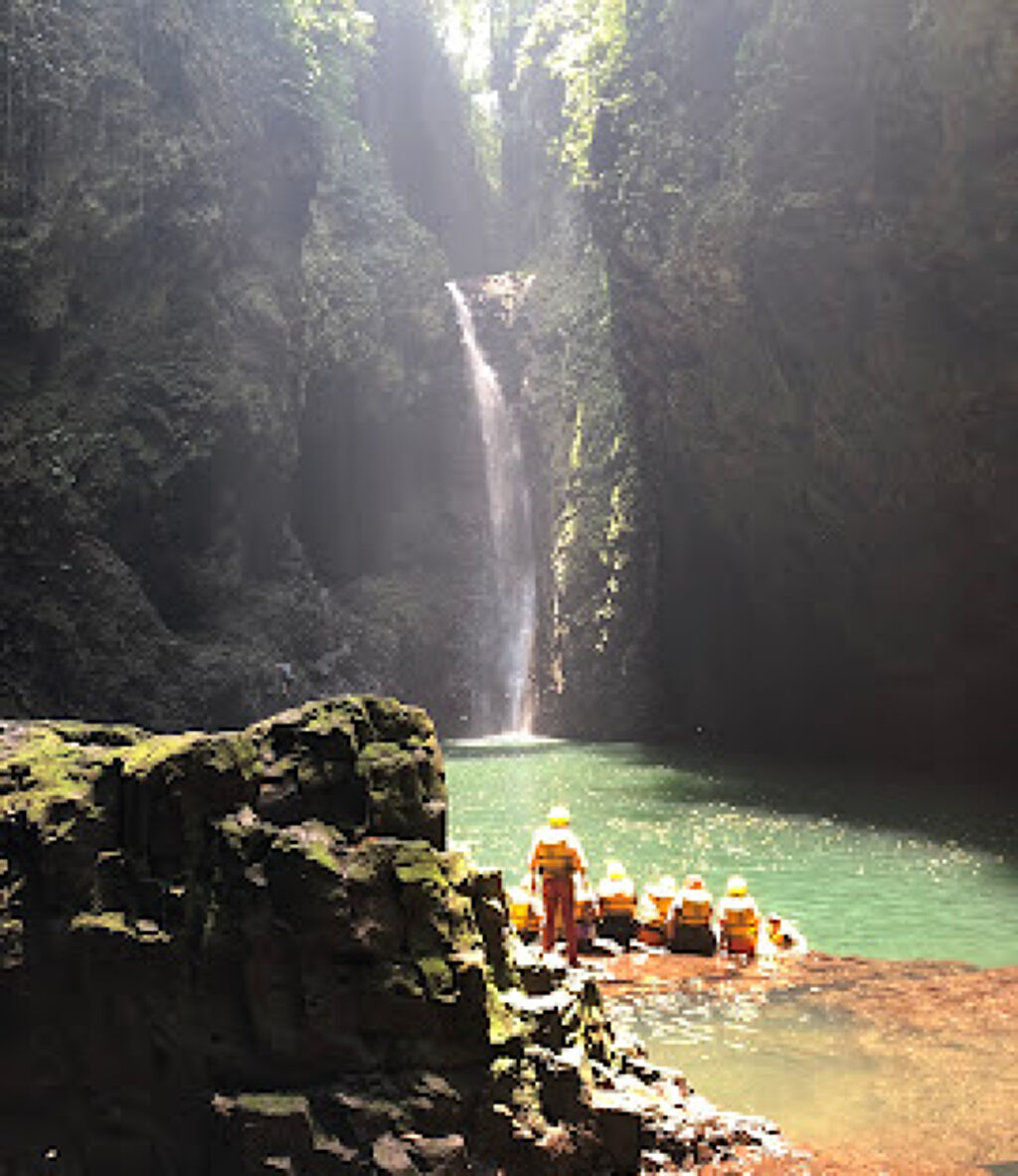 Cascada El Encanto-0