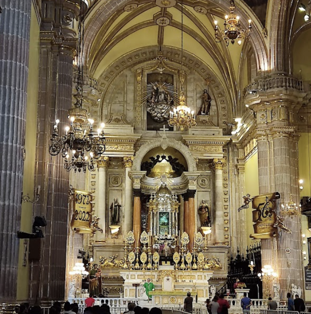 Catedral Basílica de San Juan de los Lagos-0