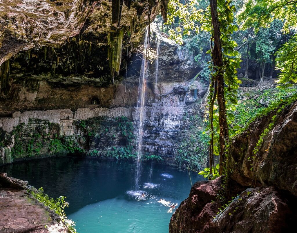 Cenote Zací-1