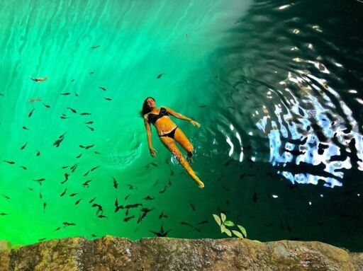 Cenote Hubikú, un "nido de iguanas"-0