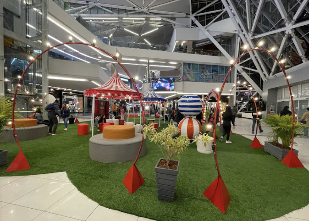Centro Comercial Parque La Colina-1