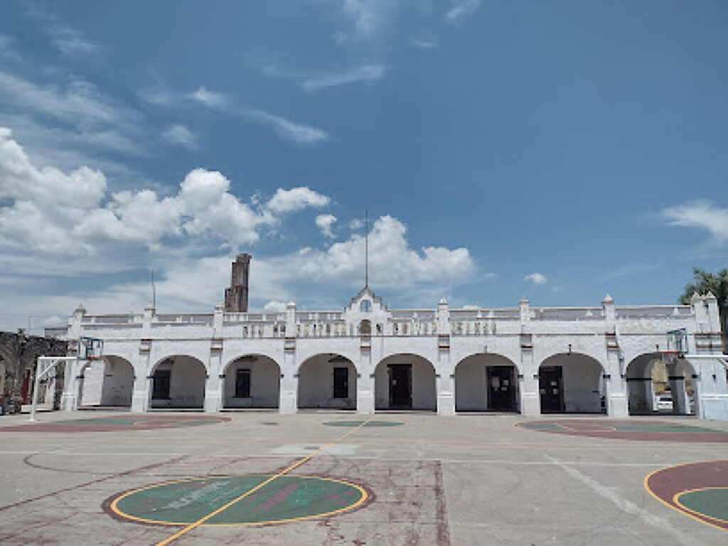 Centro Cultural Xochitepequense-0