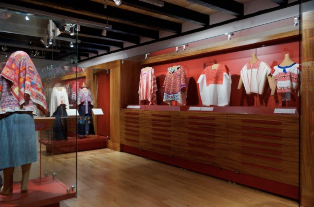 Centro de Textiles del Mundo Maya-0