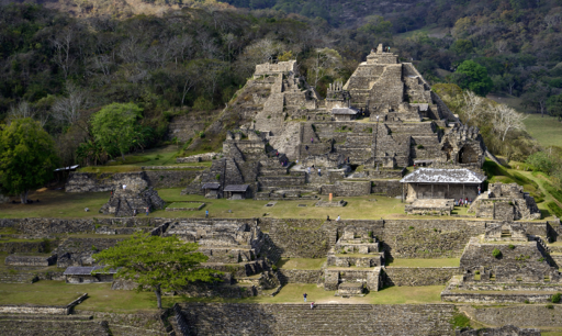 Toniná-0