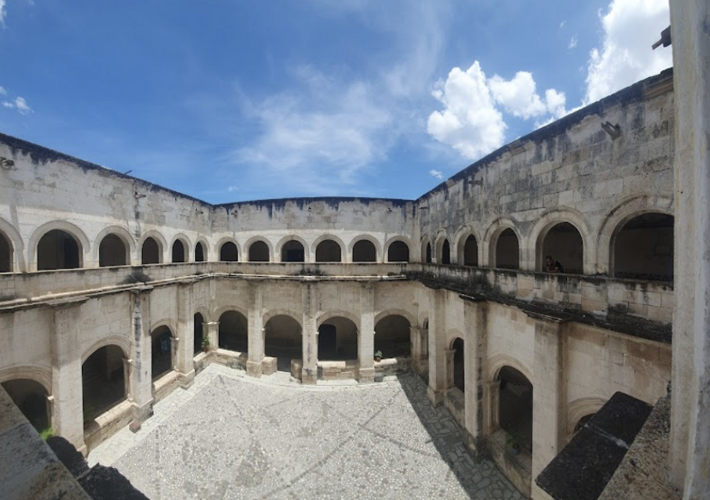 Convento de los Santos Reyes-1