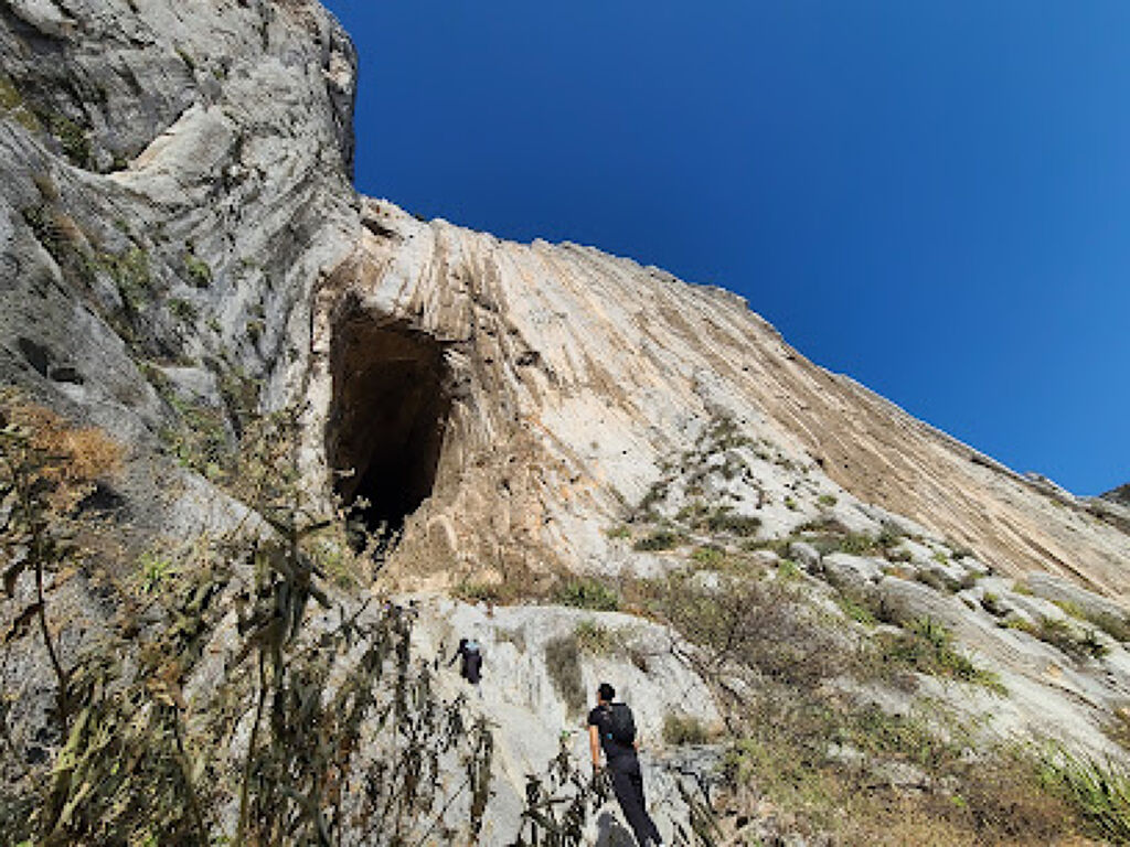 Cueva de la Virgen-0