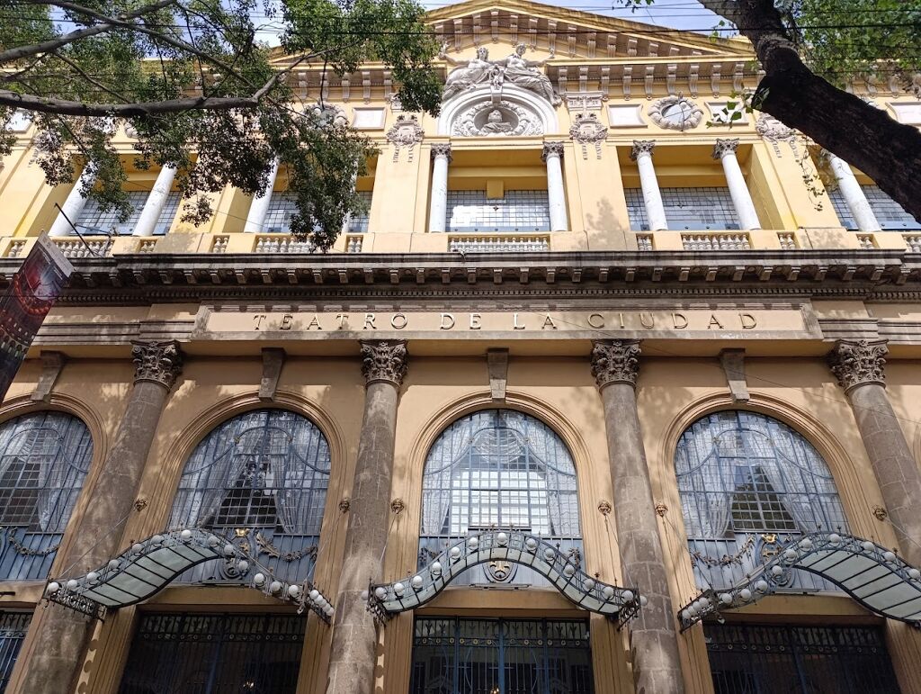 Teatro de la Ciudad Esperanza Iris-0