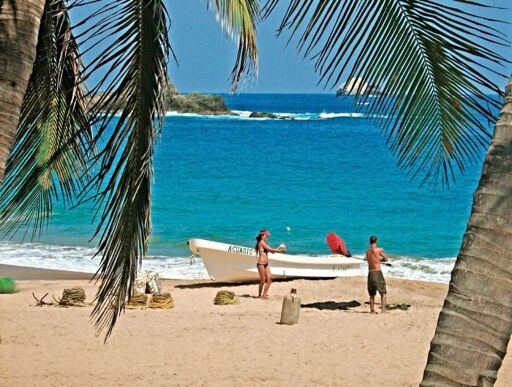 Disfruta la arena y sus playas-0