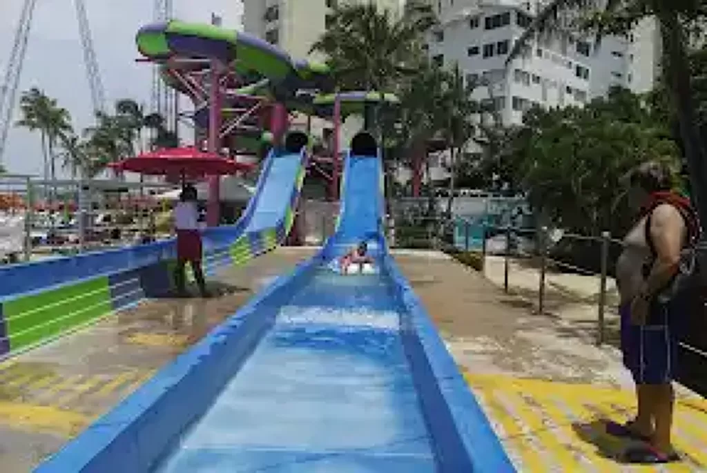 El Rollo Acapulco-0