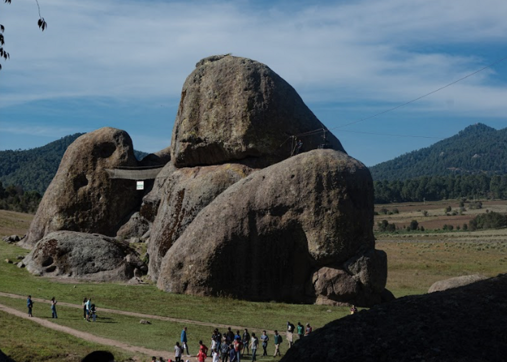 El Valle de los Enigmas-0