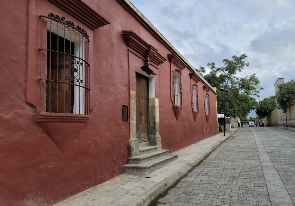 Instituto de Artes Gráficas de Oaxaca (IAGO)-0