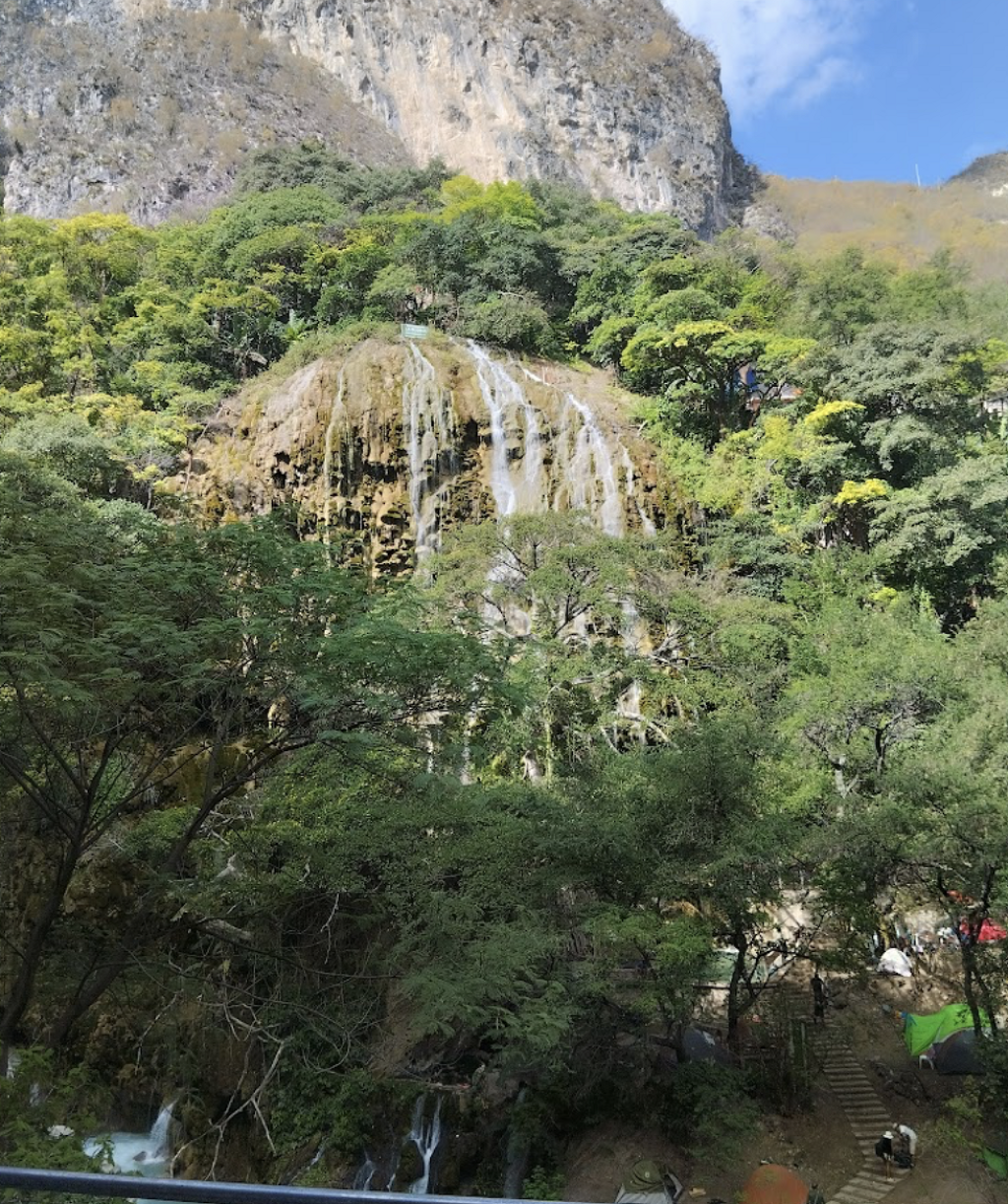 La Gloria Tolantongo-0