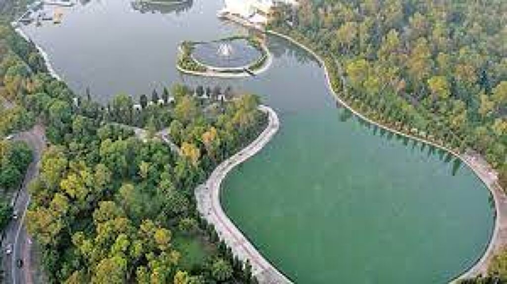 Lago del Bosque de Chapultepec-0