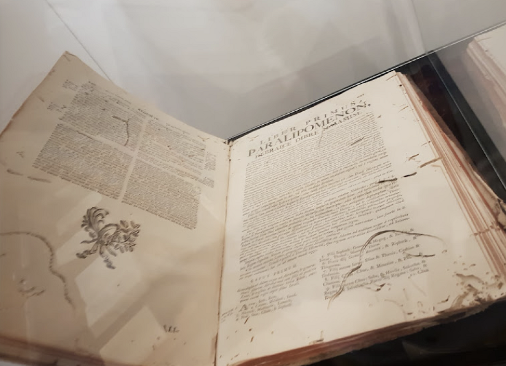 Maná, Museo de la Biblia-3