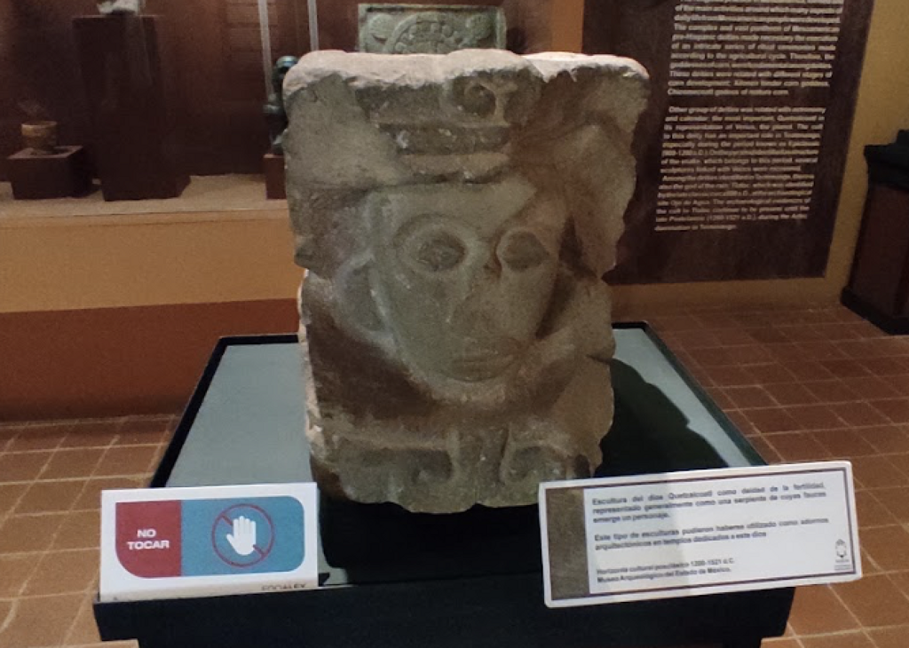 Museo Arqueológico Dr. Román Piña Chan-2