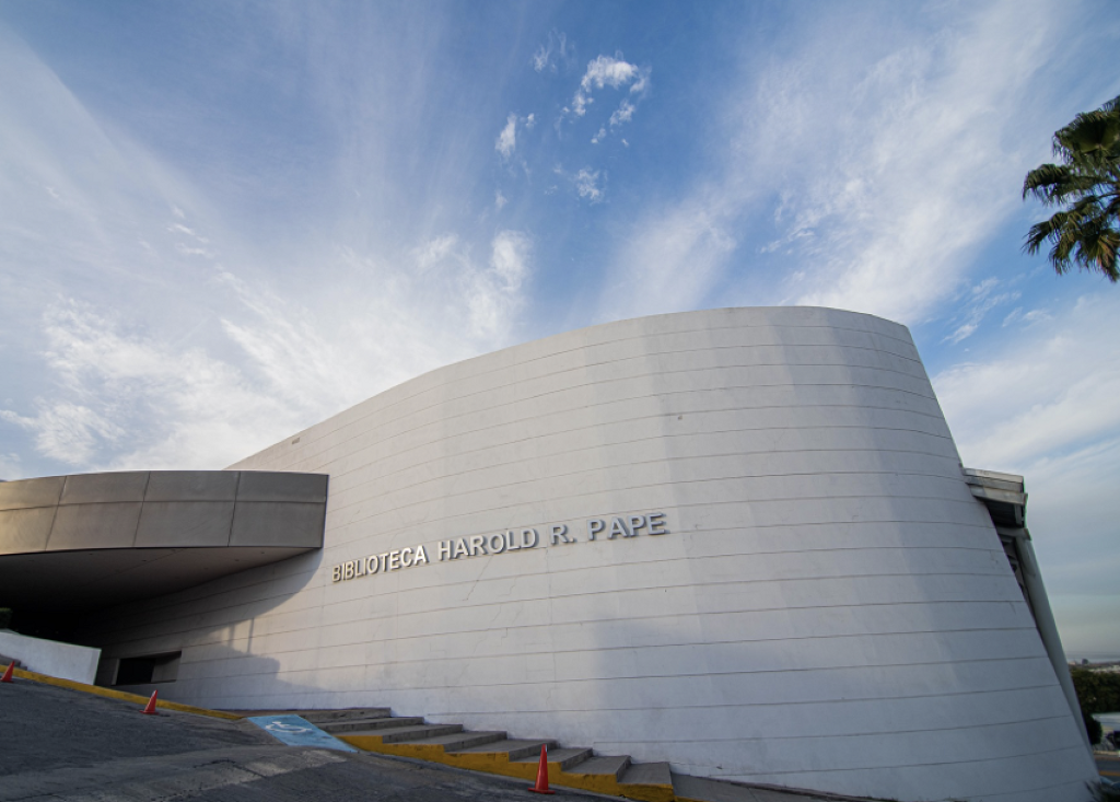Museo Biblioteca Harold R. Pape-0