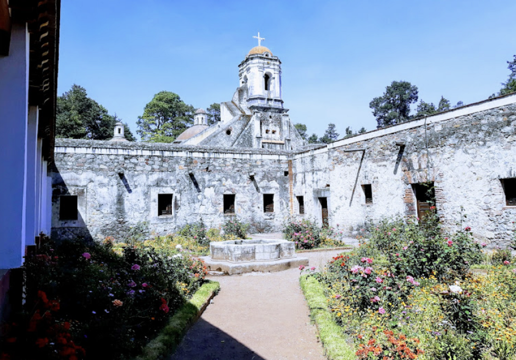 Museo Bicentenario del Ex Convento del Desierto de los Leones-1
