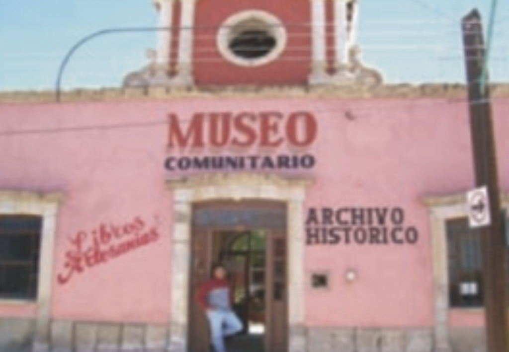 Museo Comunitario Abraham González-1