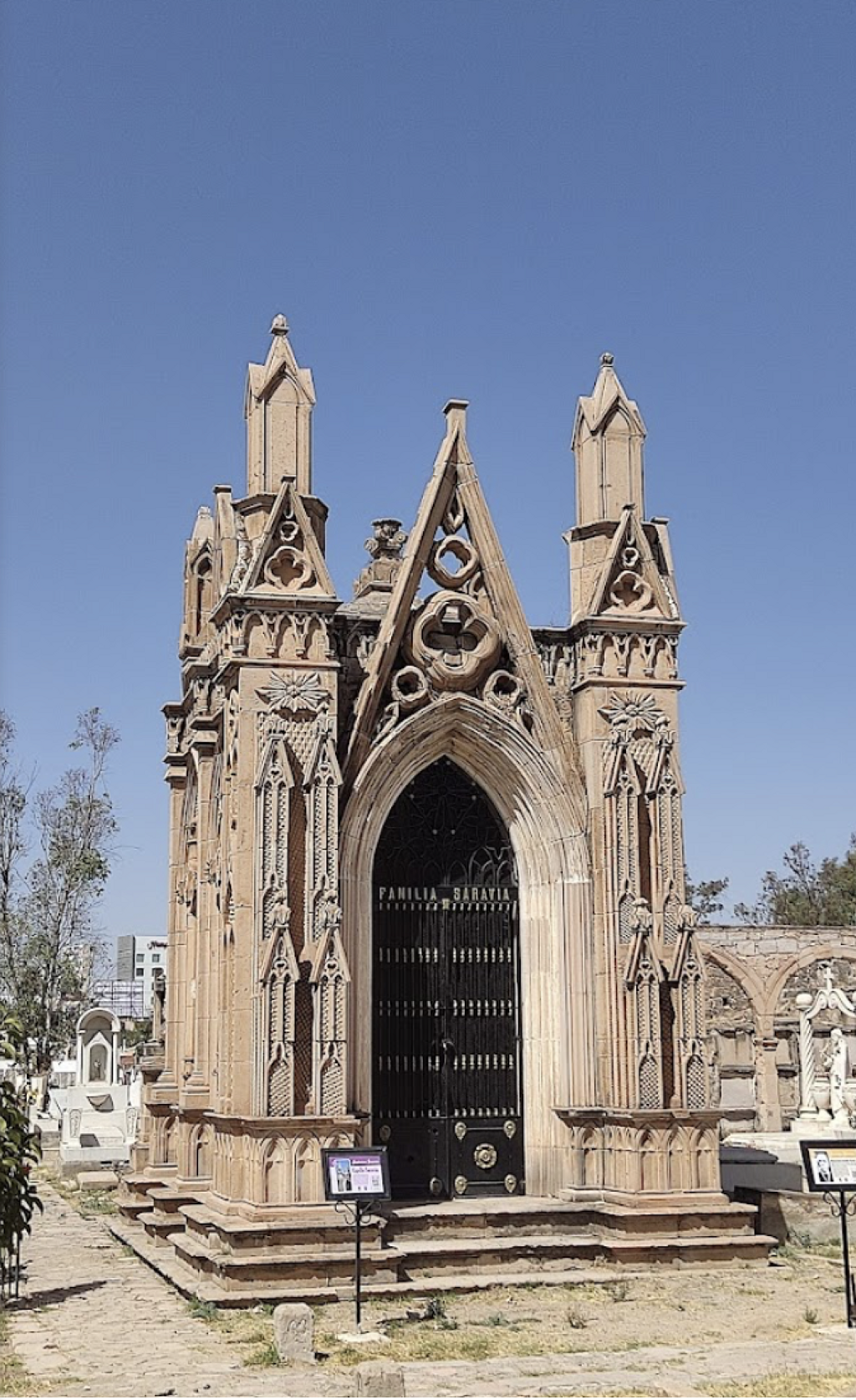 Museo de Arte Funerario Benigno Montoya-1
