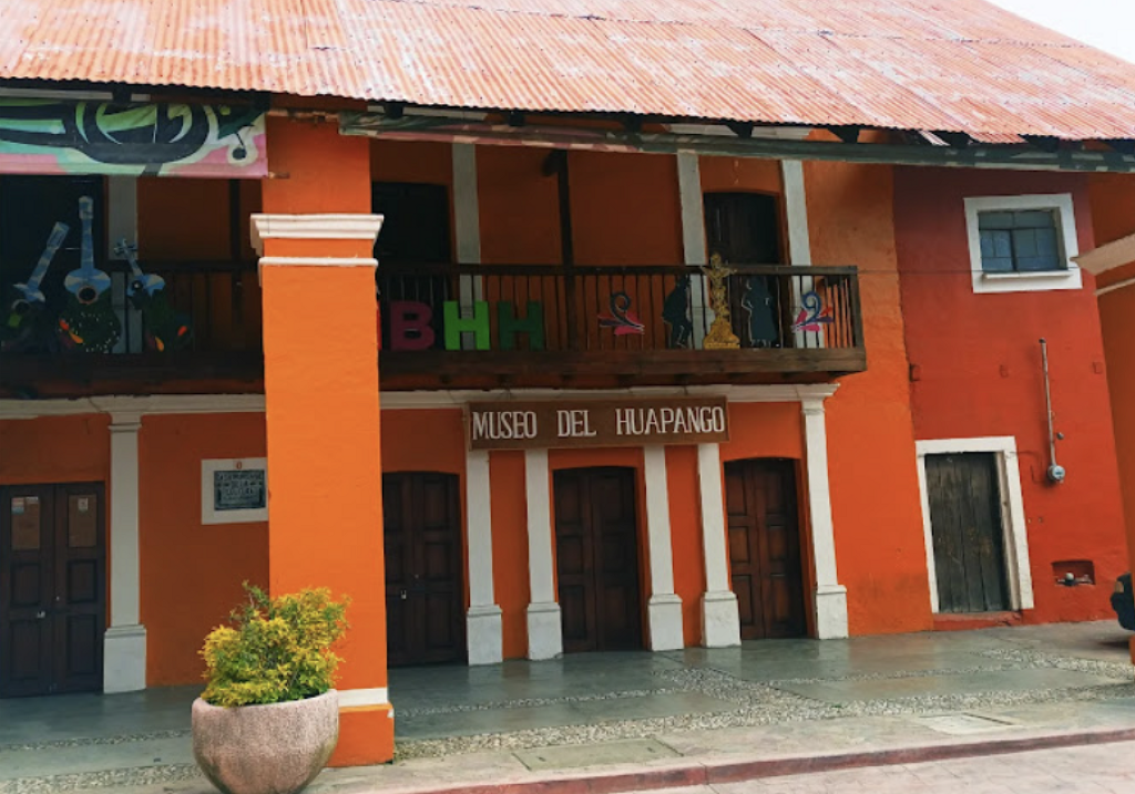 Museo del Huapango de San Joaquín-3