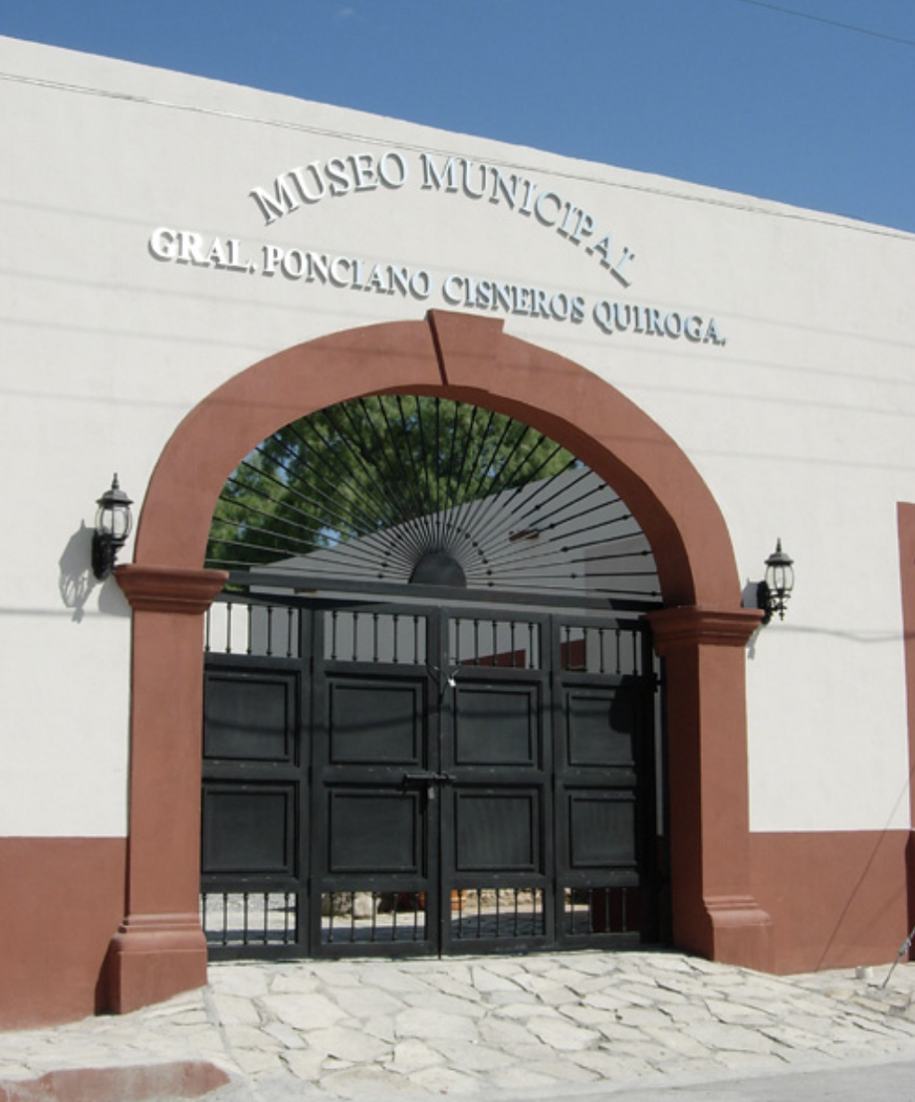 Museo General Ponciano Cisneros  Quiroga-0