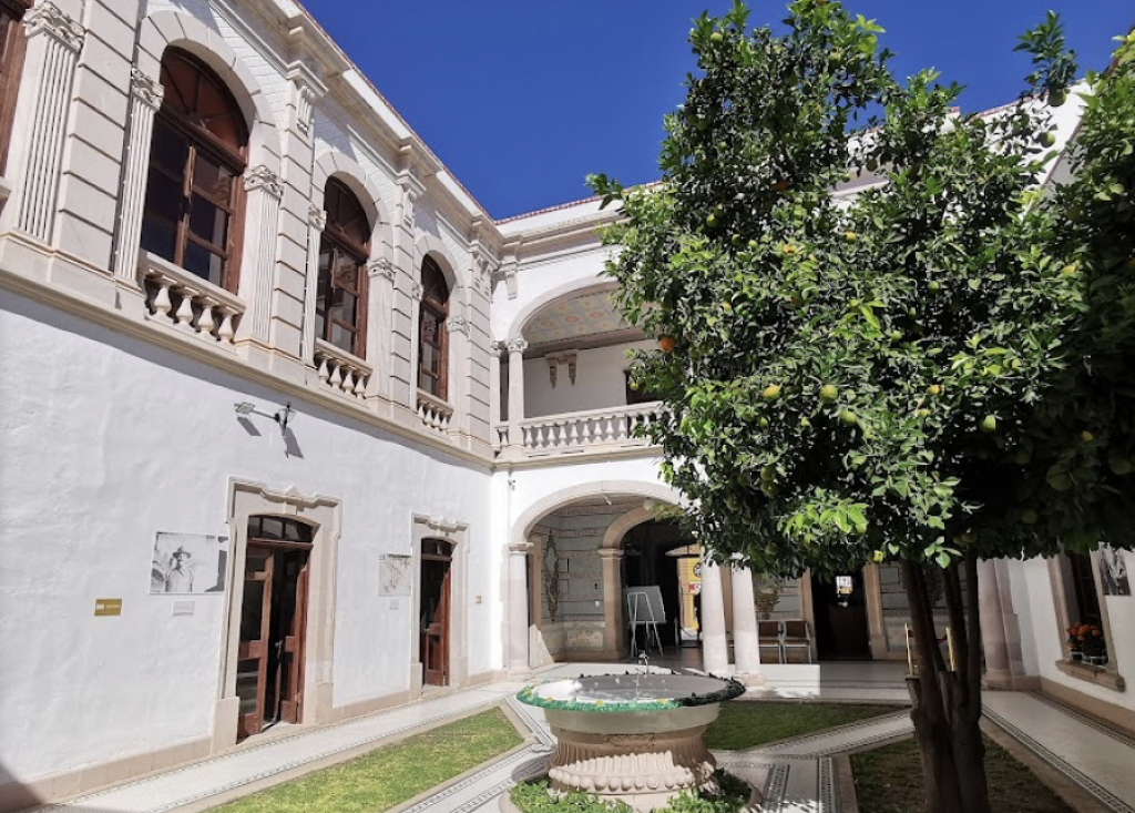 Museo Histórico de la Revolución -0