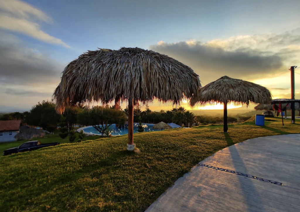 Parque Acuático El Pañhú-0