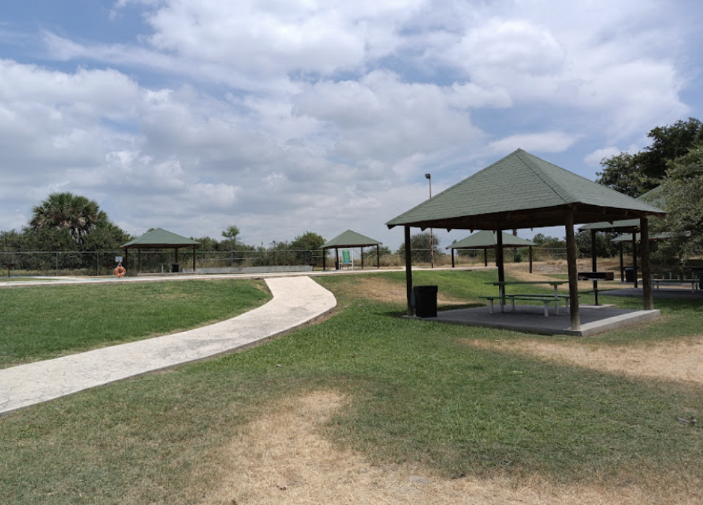 Parque Recreativo El Sabino Gordo-0