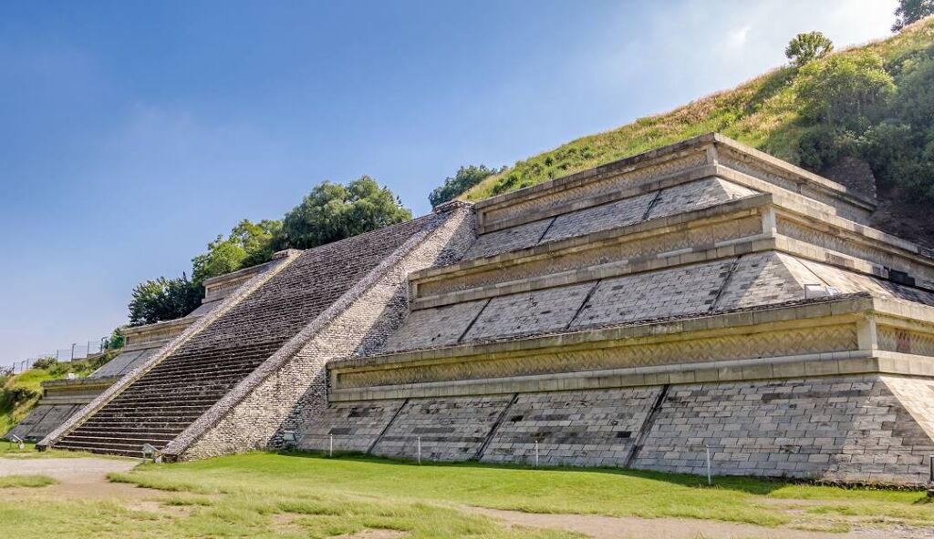 Zona Arqueológica de Cholula-1