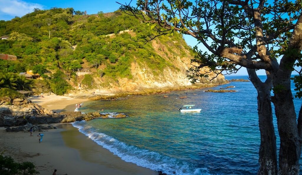 Playa Estacahuite-1