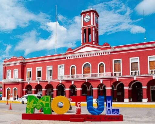 Plaza central de Motul-0