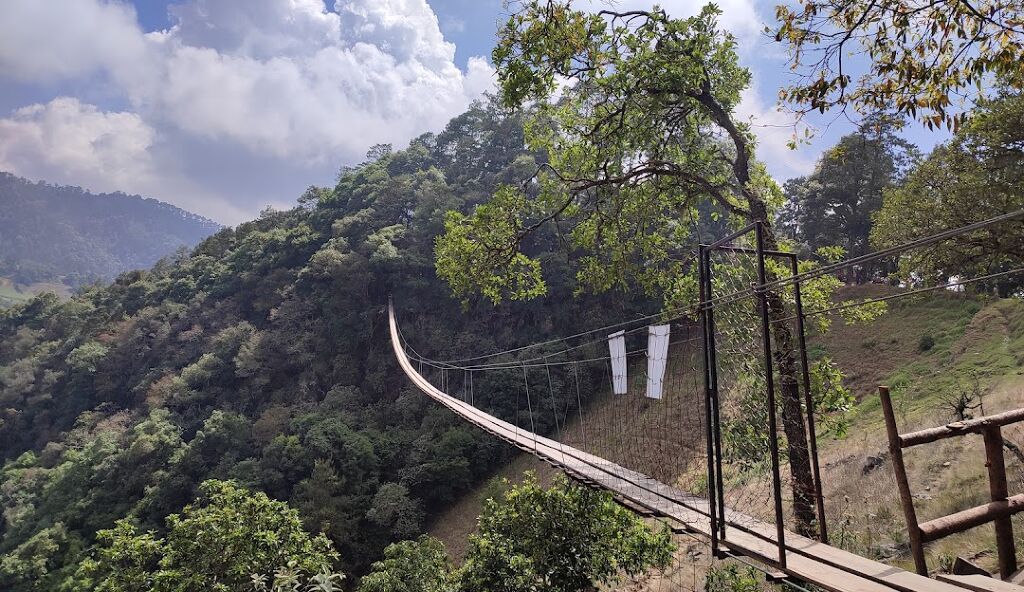 Puente Colgante Tibetano Nuboso-2