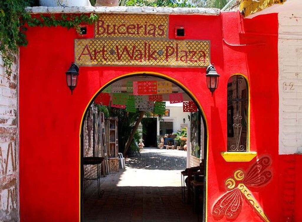 Realiza el Bucerías Art Walk-1