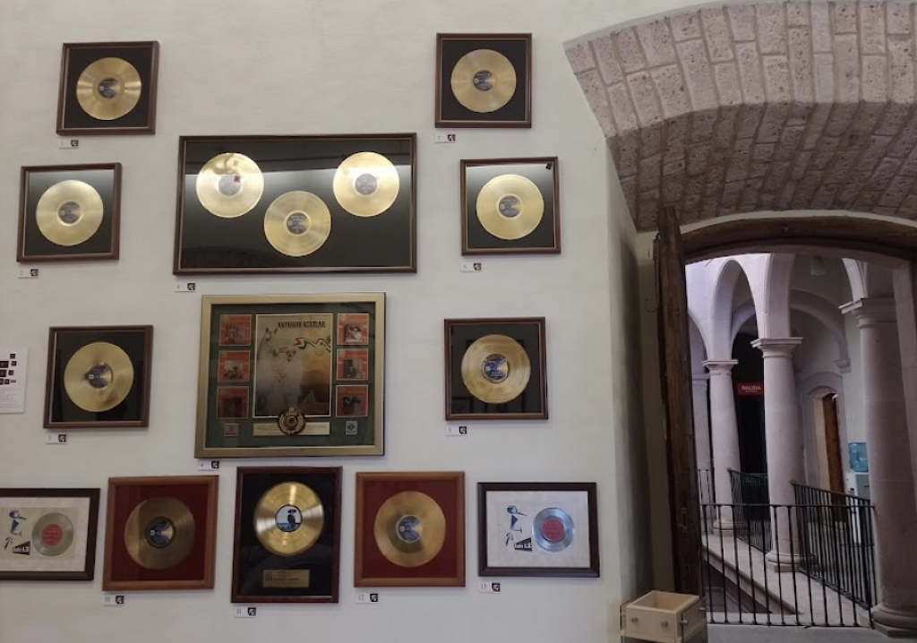 Sala Despacho Antonio Aguilar Barraza-0